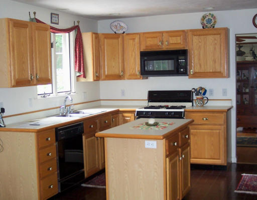 22 Brewer Beach Road Hingham, MA 02043 - Photo 6 of 9 Gallery Image 6