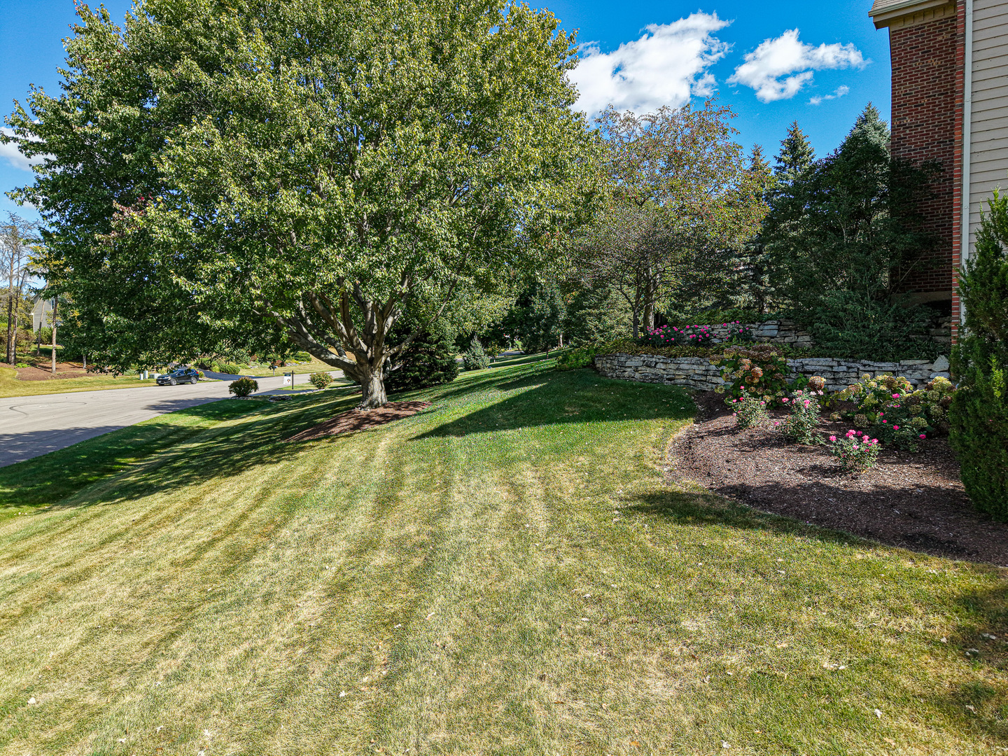 6N679 Colonel Bennett Lane St. Charles, IL 60175 - Photo 28 of 38 a view of an outdoor space
