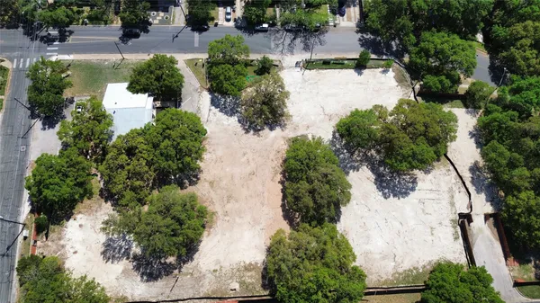 $5,500,000 | 406 West Live Oak Street, Austin, TX 78704