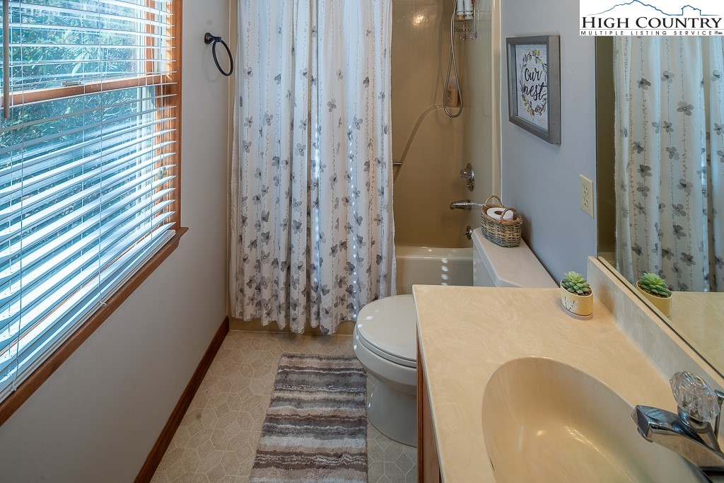 65 Aster Road Newland, NC 28657 - Photo 38 of 44 Gallery Image 38