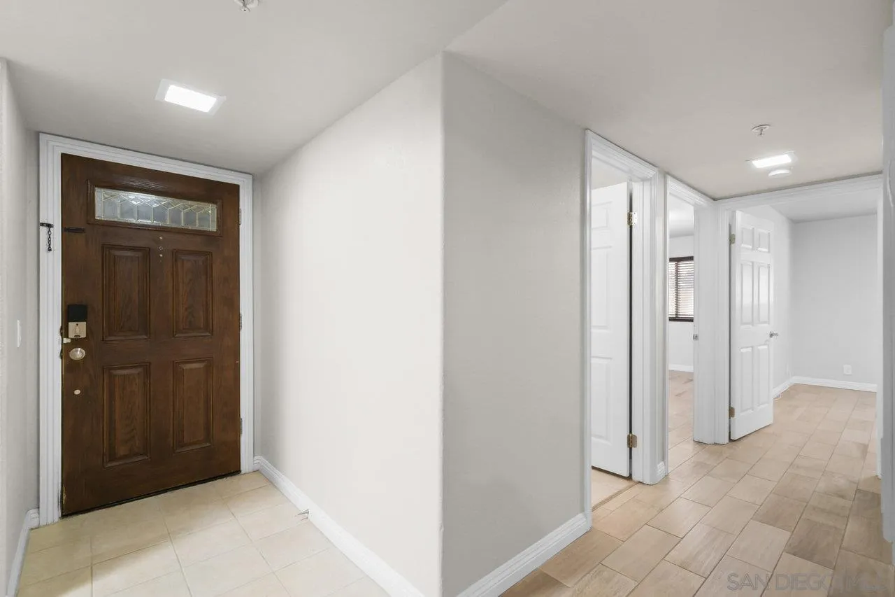 1434 Marshall Road, Unit 18 Alpine, CA 91901 - Photo 4 of 25 a view of an empty room