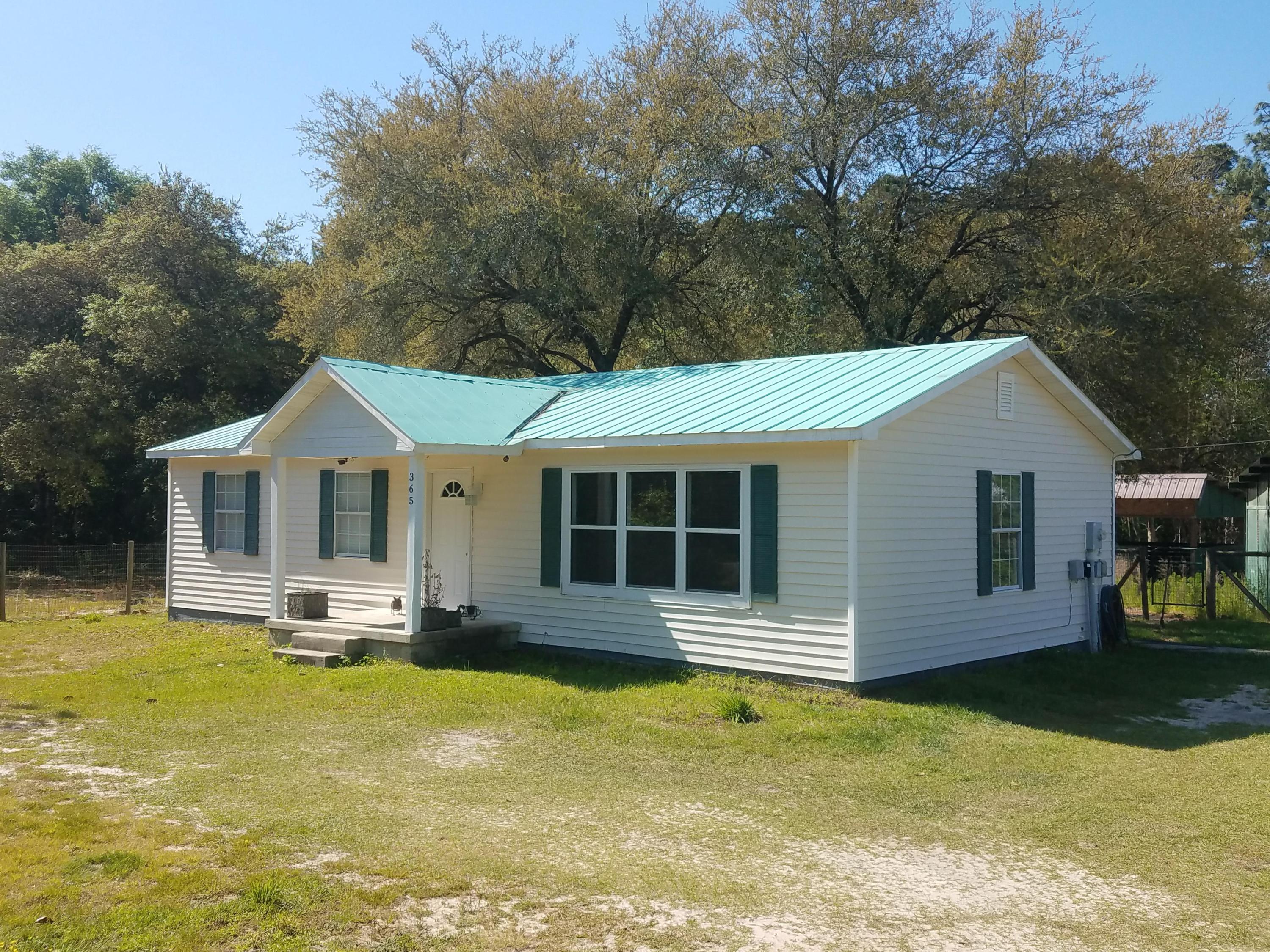 365 Woodlawn Road Freeport, FL 32439 - Photo 1 of 8 front picture