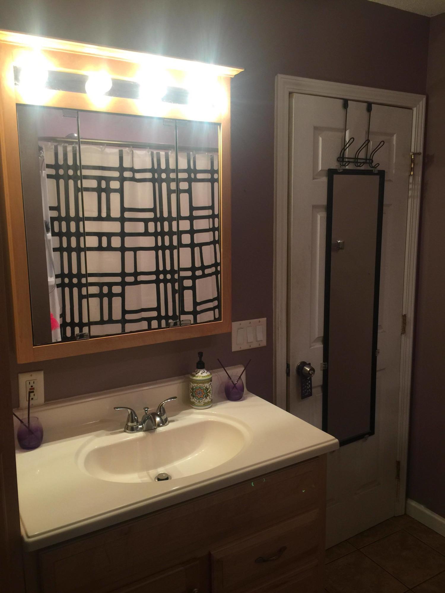 365 Woodlawn Road Freeport, FL 32439 - Photo 7 of 8 bathroom