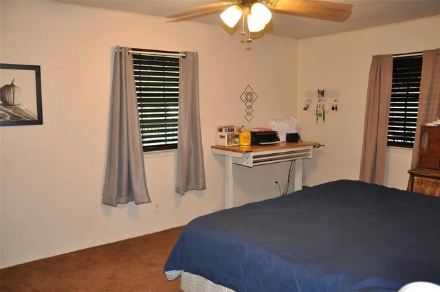 $260,000 | 9939 Shoreline Drive, Wills Point, TX 75169