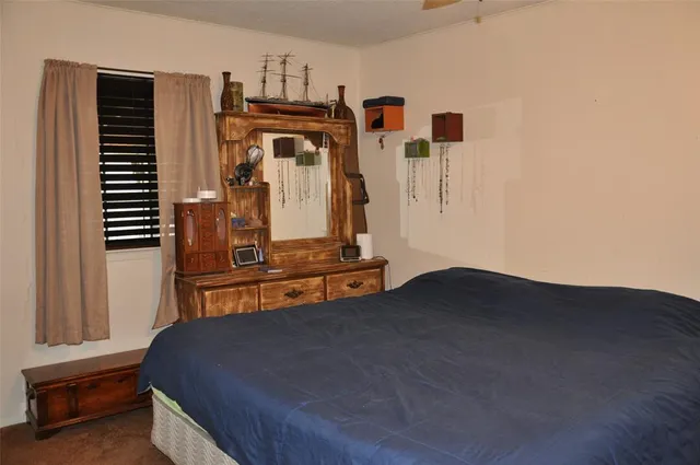 $260,000 | 9939 Shoreline Drive, Wills Point, TX 75169