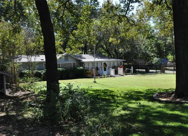 $260,000 | 9939 Shoreline Drive, Wills Point, TX 75169