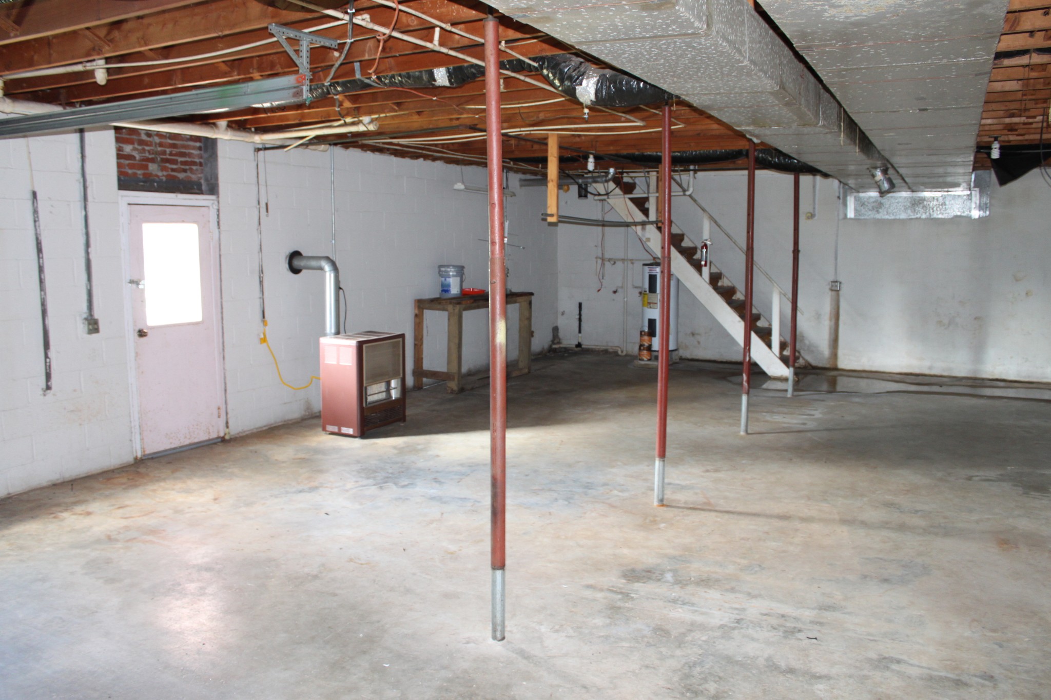 6923 Old Mill Hill Road Dowelltown, TN 37059 - Photo 34 of 43 a view of a big room