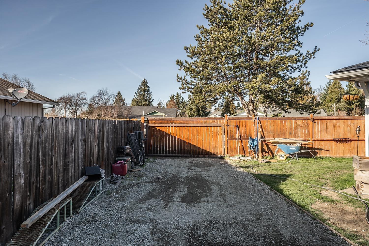 2520 Roberts Road Medford, OR 97504 - Photo 25 of 30 Additional Photo