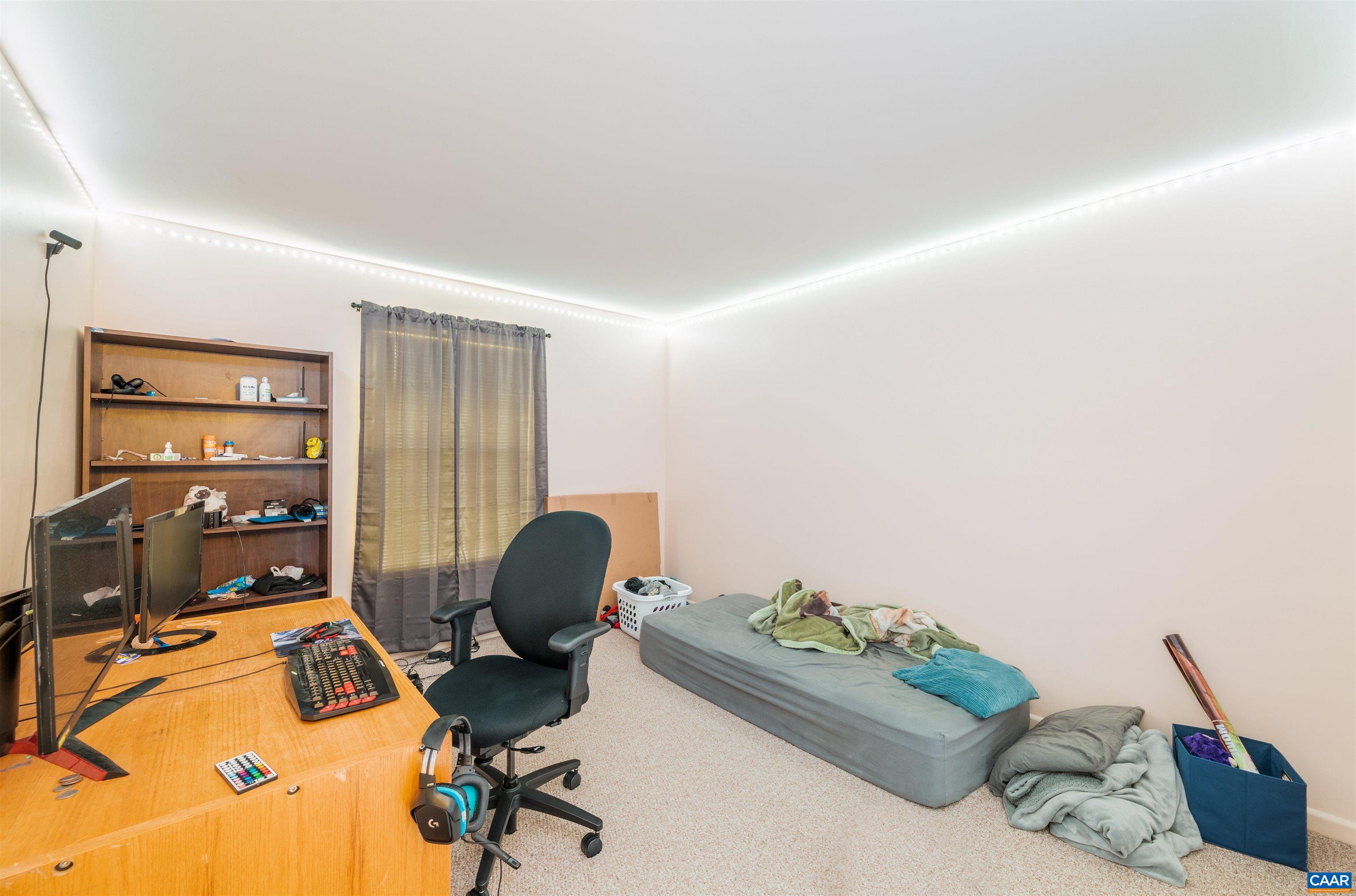 2527 Hydraulic Road, Unit 42 Charlottesville, VA 22901 - Photo 12 of 13 Gallery Image 12