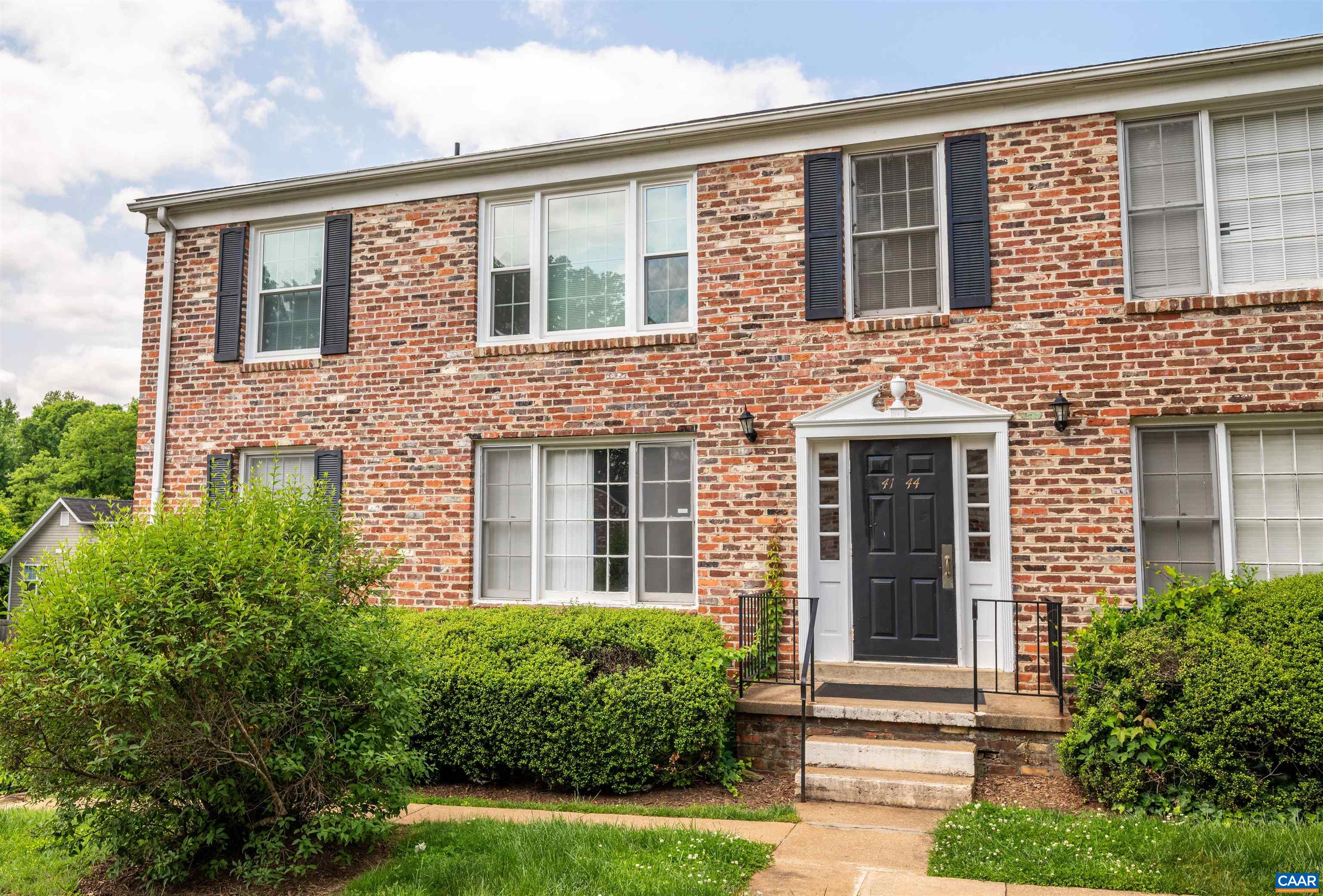 2527 Hydraulic Road, Unit 42 Charlottesville, VA 22901 - Photo 13 of 13 Gallery Image 13