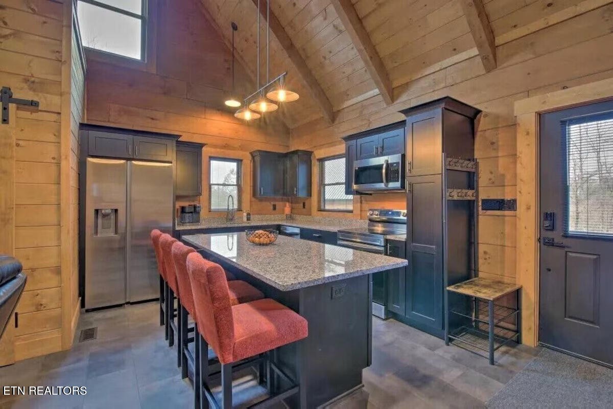 1405 Ridgefield Drive Sevierville, TN 37876 - Photo 7 of 31 Gallery Image 7