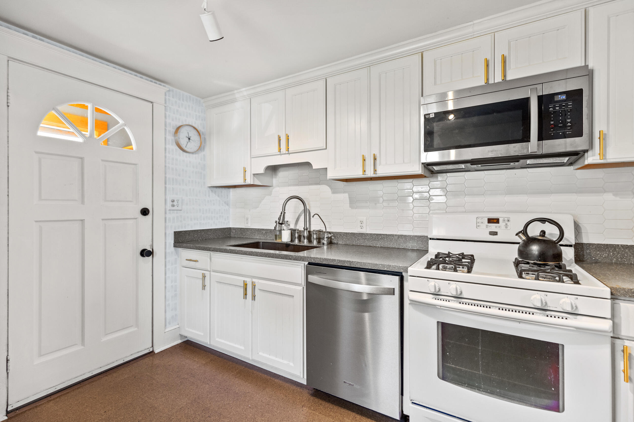 102 Wellington Road Portland, ME 04103 - Photo 8 of 46 102 wellington portland_04