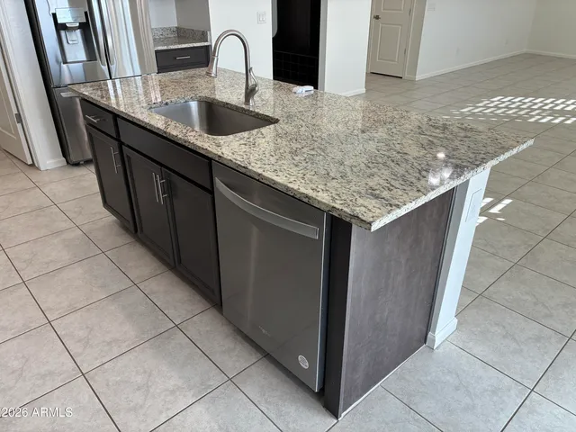 $2,895 | 18029 Avenida Del Sol West, Surprise, AZ 85387