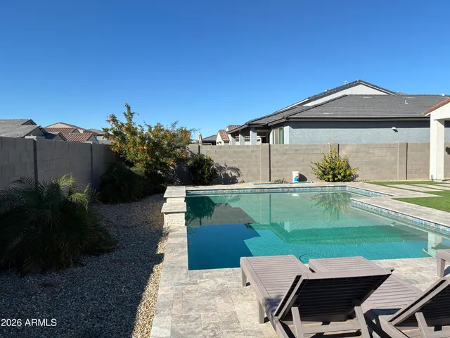 $2,895 | 18029 Avenida Del Sol West, Surprise, AZ 85387