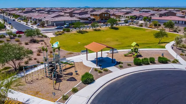 $2,895 | 18029 Avenida Del Sol West, Surprise, AZ 85387