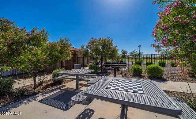 $2,895 | 18029 Avenida Del Sol West, Surprise, AZ 85387