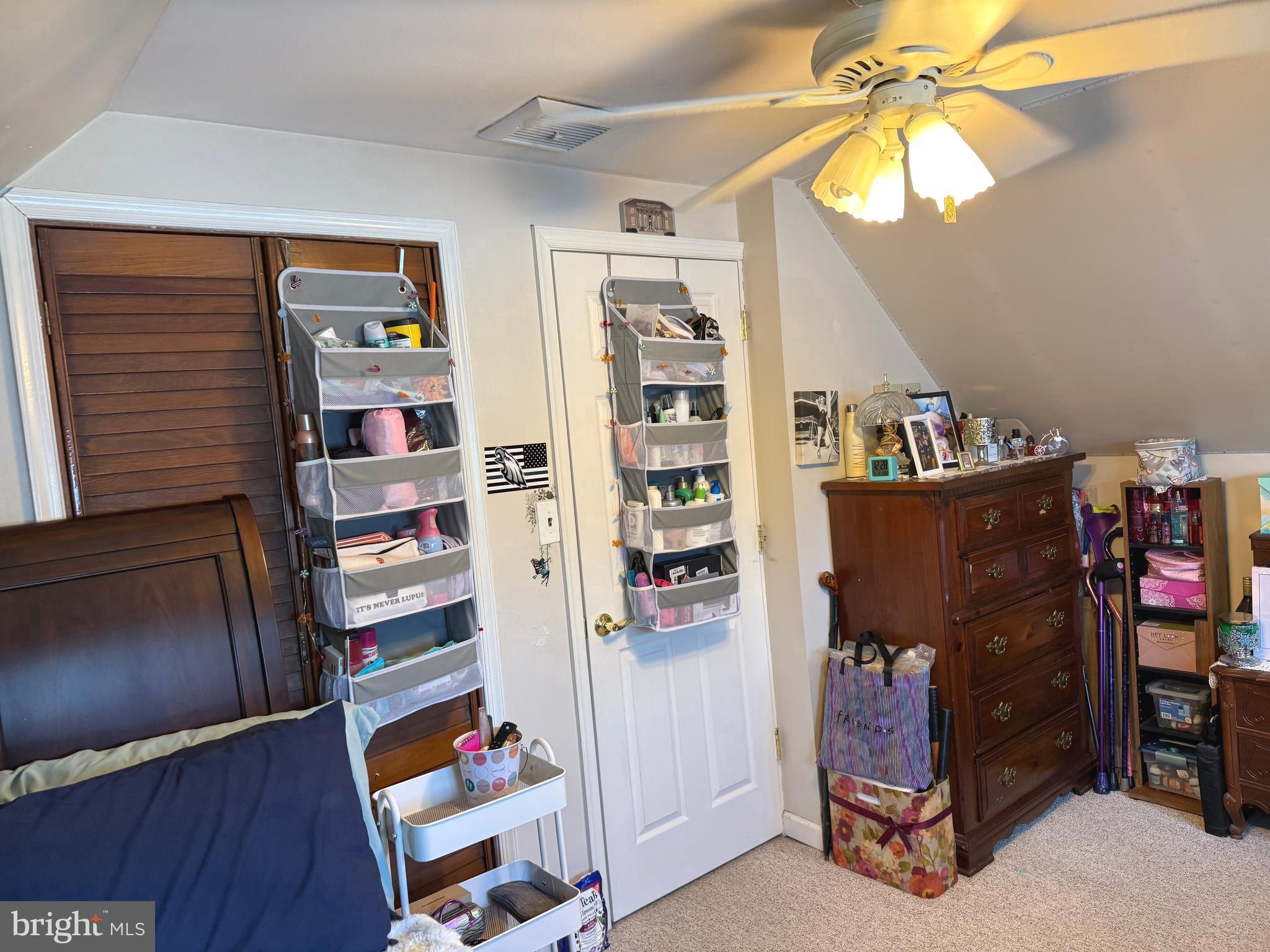 81 Queen Lily Road Levittown, PA 19057 - Photo 36 of 47