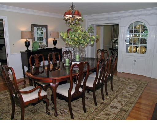 209 Common Street Belmont, MA 02478 - Photo 5 of 15 Gallery Image 5