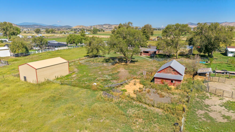 1460 Joe Wright Road Klamath Falls, OR 97603 - Photo 74 of 78 1460JoeWrightRd-48