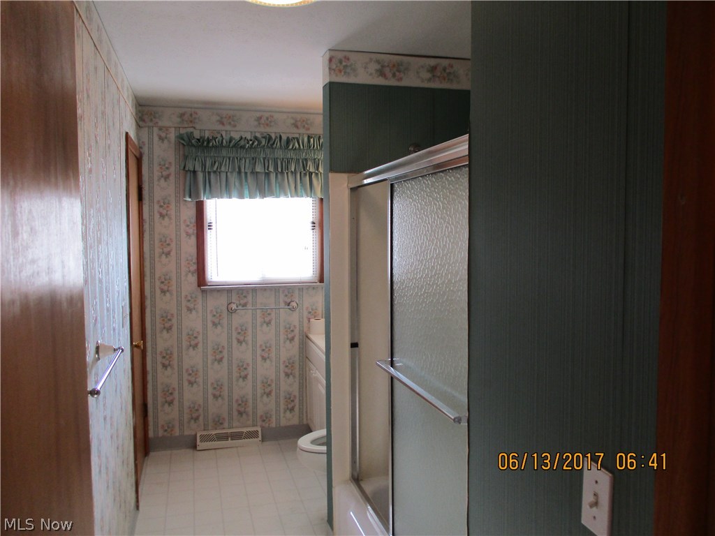 1631 Slusser Road Akron, OH 44305 - Photo 12 of 27 Gallery Image 12