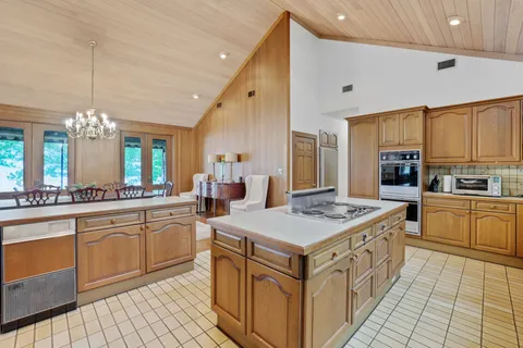 $1,495,000 | 425 Old Fm 224, Coldspring, TX 77331