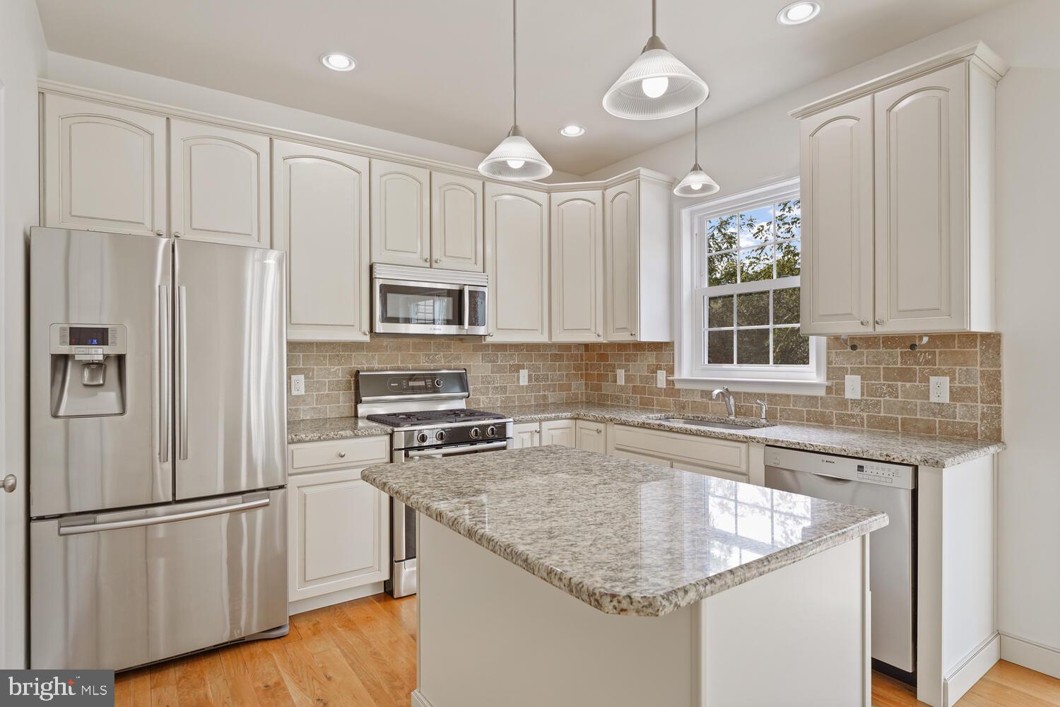 354 North Mill Road Kennett Square, PA 19348 - Photo 4 of 53 Gallery Image 4