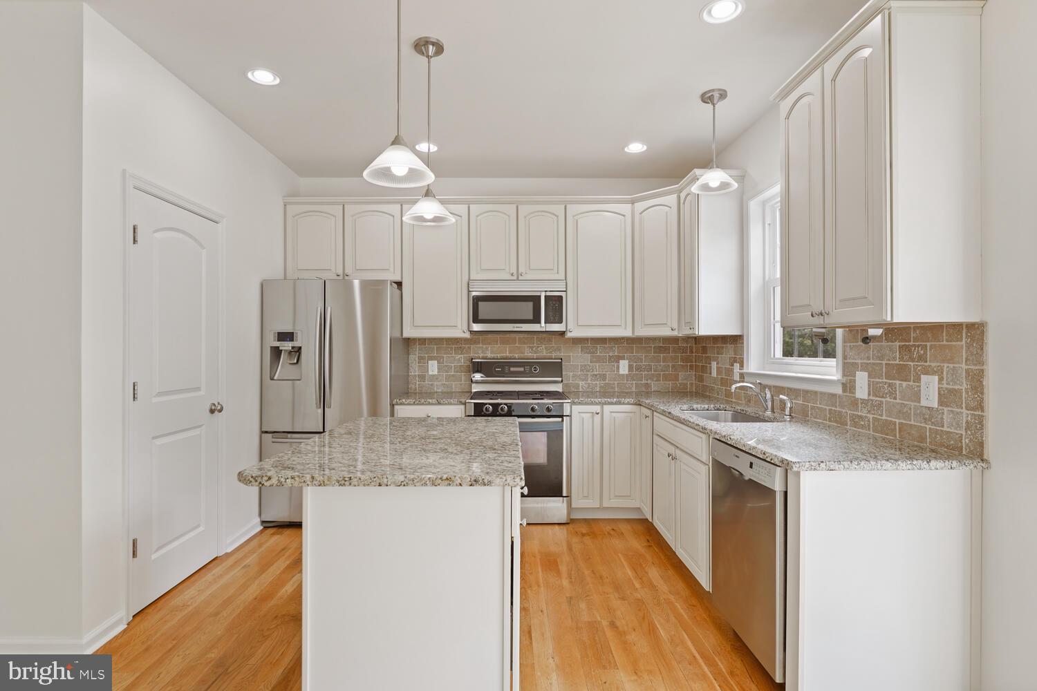 354 North Mill Road Kennett Square, PA 19348 - Photo 5 of 53 Gallery Image 5