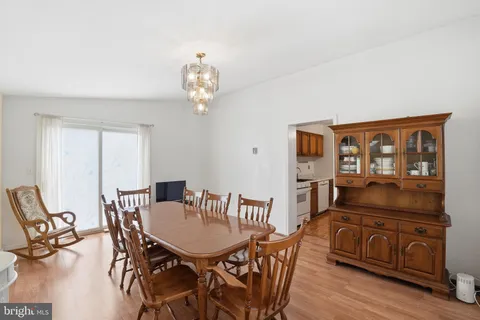 $385,000 | 9809 52nd Place, College Park, MD 20740