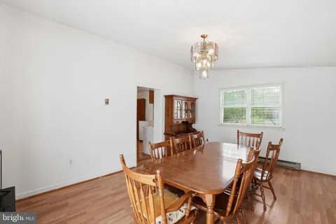 $385,000 | 9809 52nd Place, College Park, MD 20740