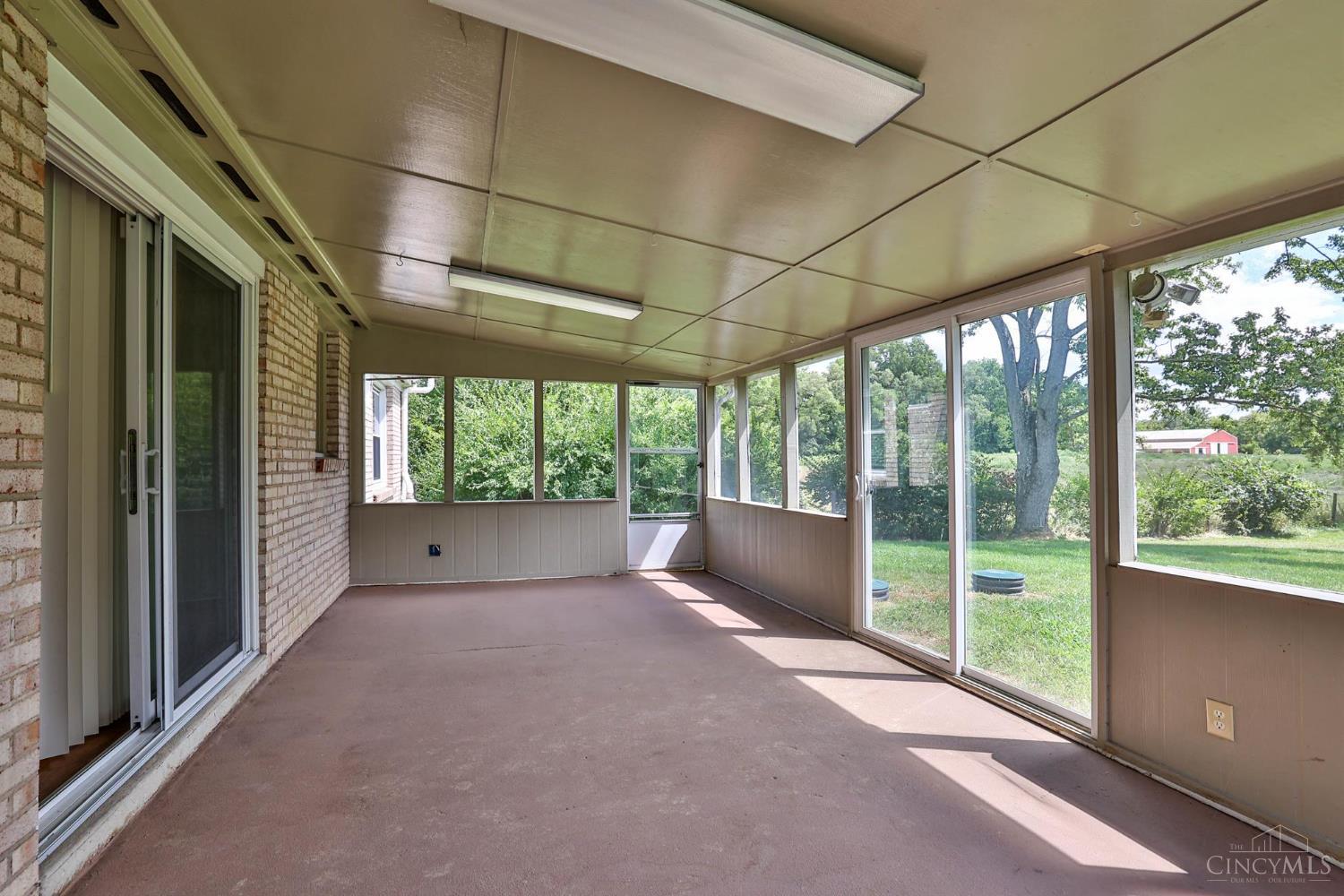 6035 Kyles Station Road Hamilton, OH 45011 - Photo 33 of 41