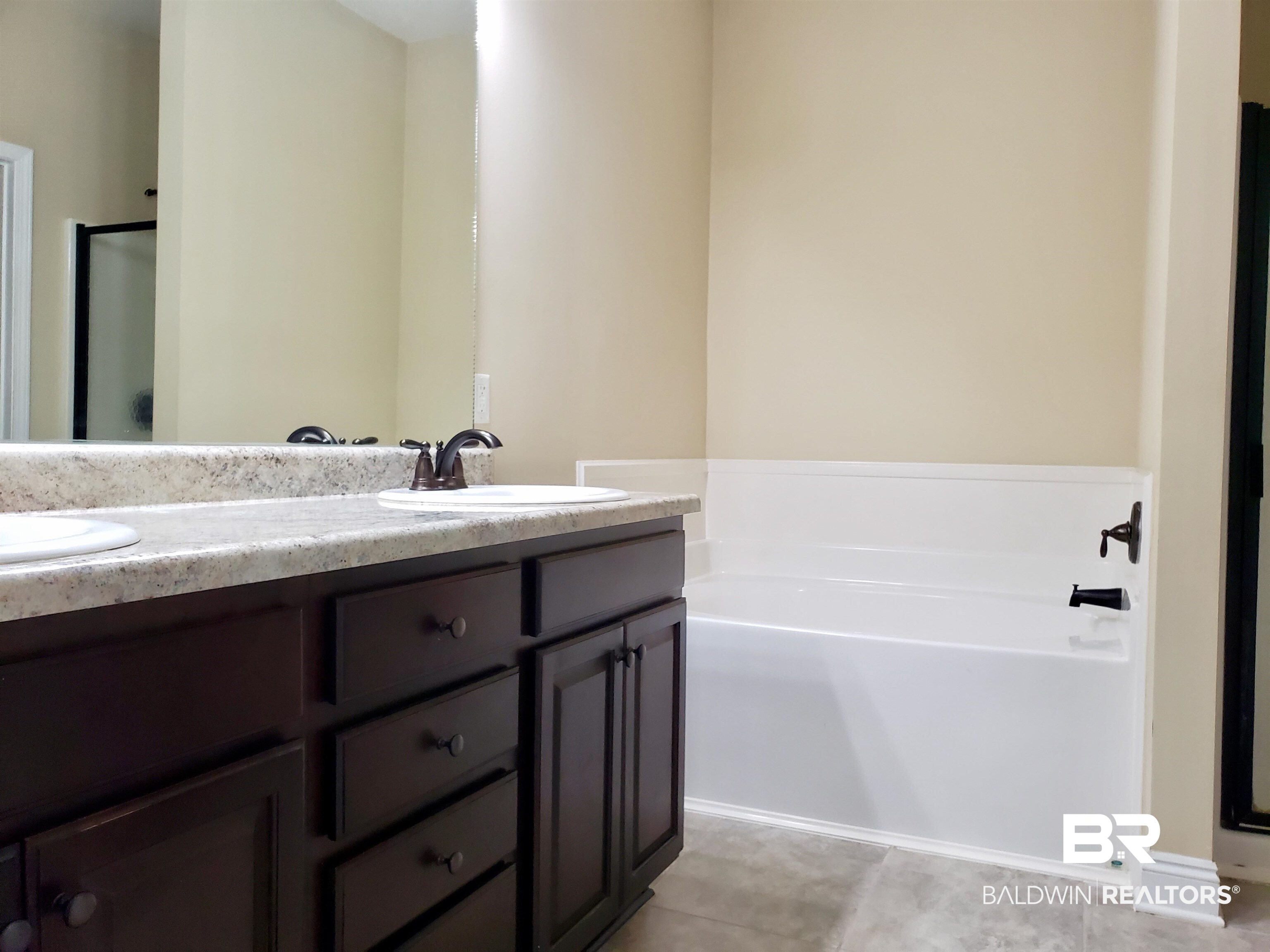 8548 Gatwick Court Mobile, AL 36695 - Photo 20 of 32