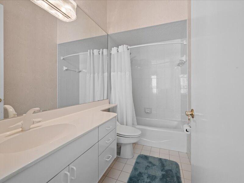 11333 Acme Road Wellington, FL 33414 - Photo 31 of 83 Bathroom 2