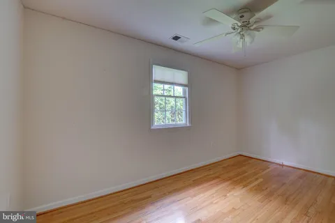 $950,000 | 900 Walker Road, Great Falls, VA 22066