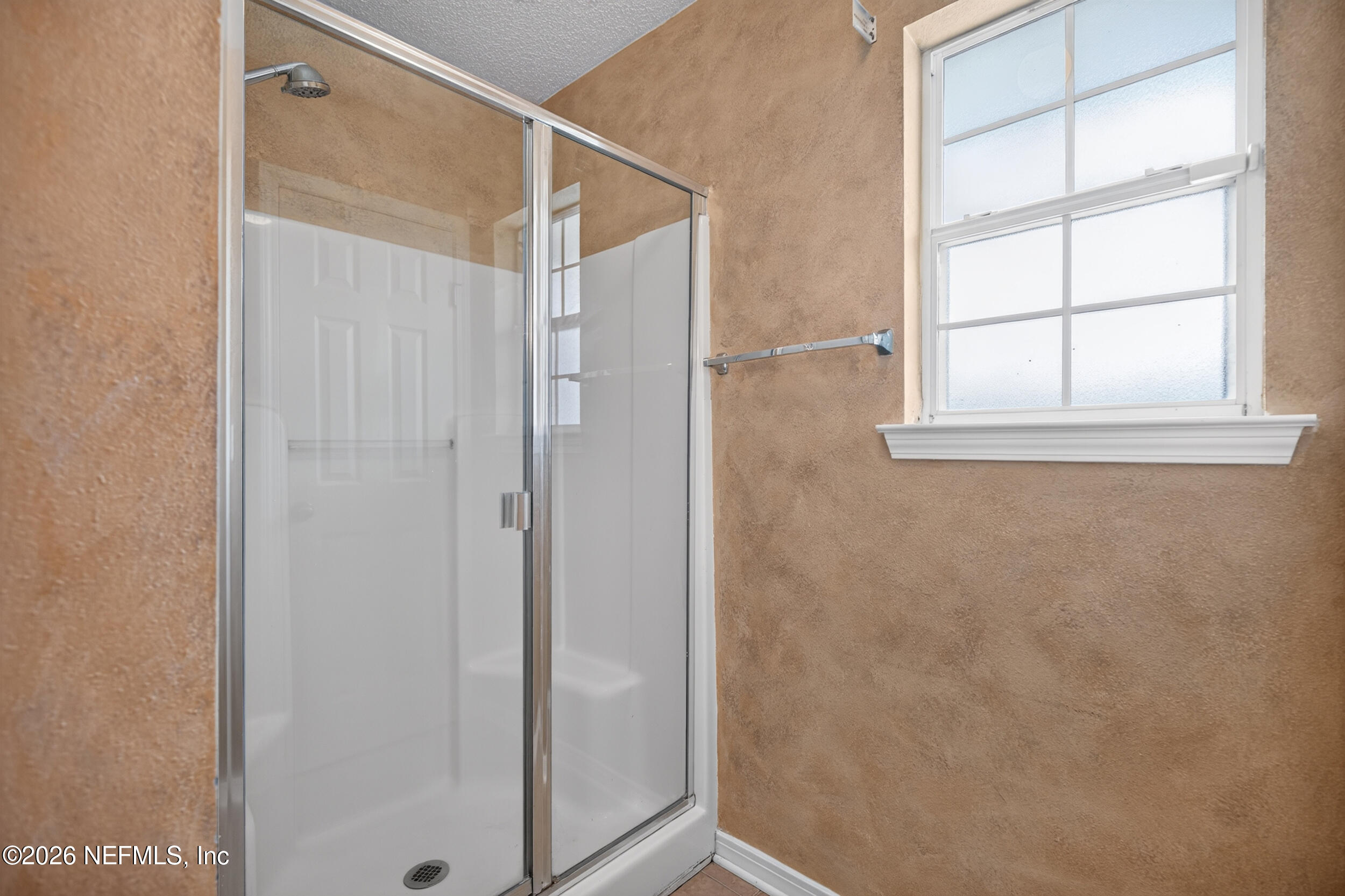 2432 Mallory Hills Road Jacksonville, FL 32221 - Photo 44 of 68 42_primary bath 4