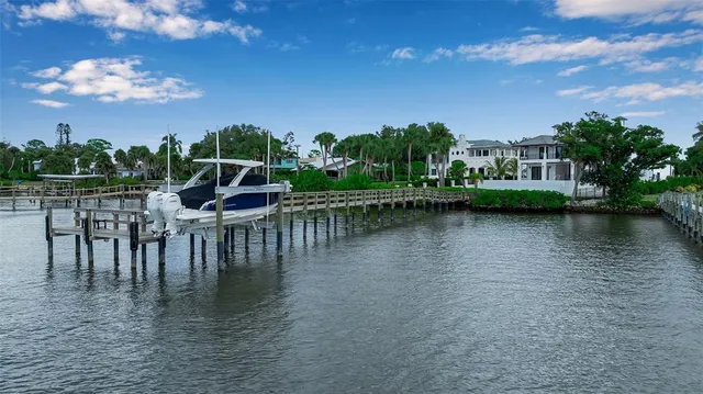$6,250,000 | 2513 Bayshore Road, Nokomis, FL 34275