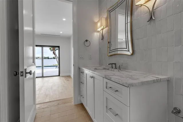 $6,250,000 | 2513 Bayshore Road, Nokomis, FL 34275