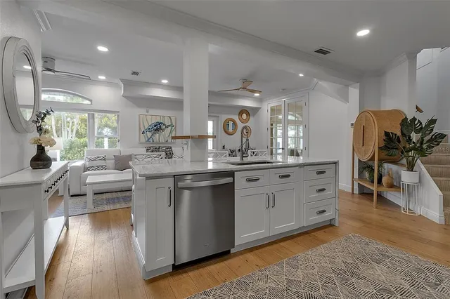 $6,250,000 | 2513 Bayshore Road, Nokomis, FL 34275