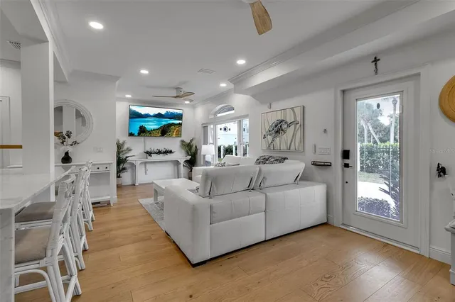 $6,250,000 | 2513 Bayshore Road, Nokomis, FL 34275