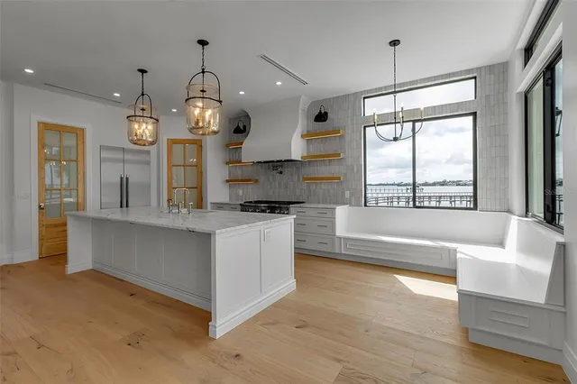 $6,250,000 | 2513 Bayshore Road, Nokomis, FL 34275