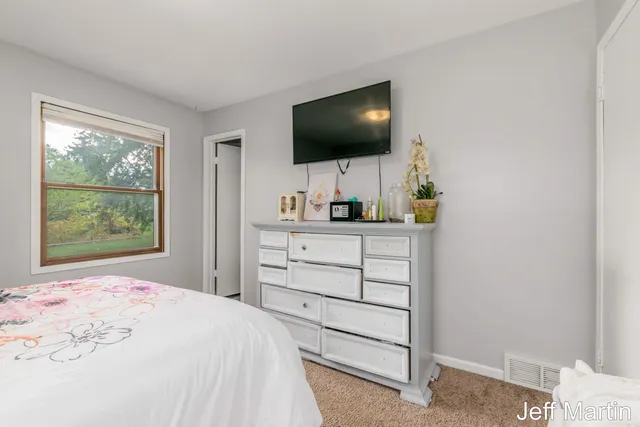 $315,000 | 3204 Port Sheldon Street, Hudsonville, MI 49426