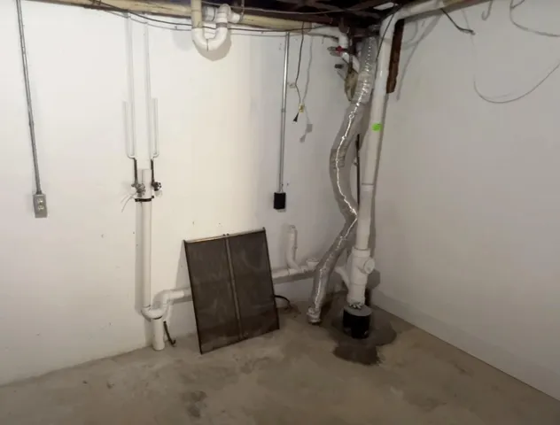 $315,000 | 3204 Port Sheldon Street, Hudsonville, MI 49426