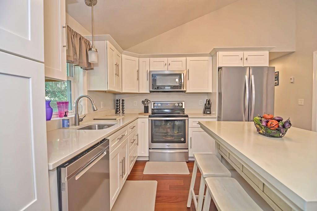 218 Island Road Lunenburg, MA 01462 - Photo 7 of 40 Gallery Image 7