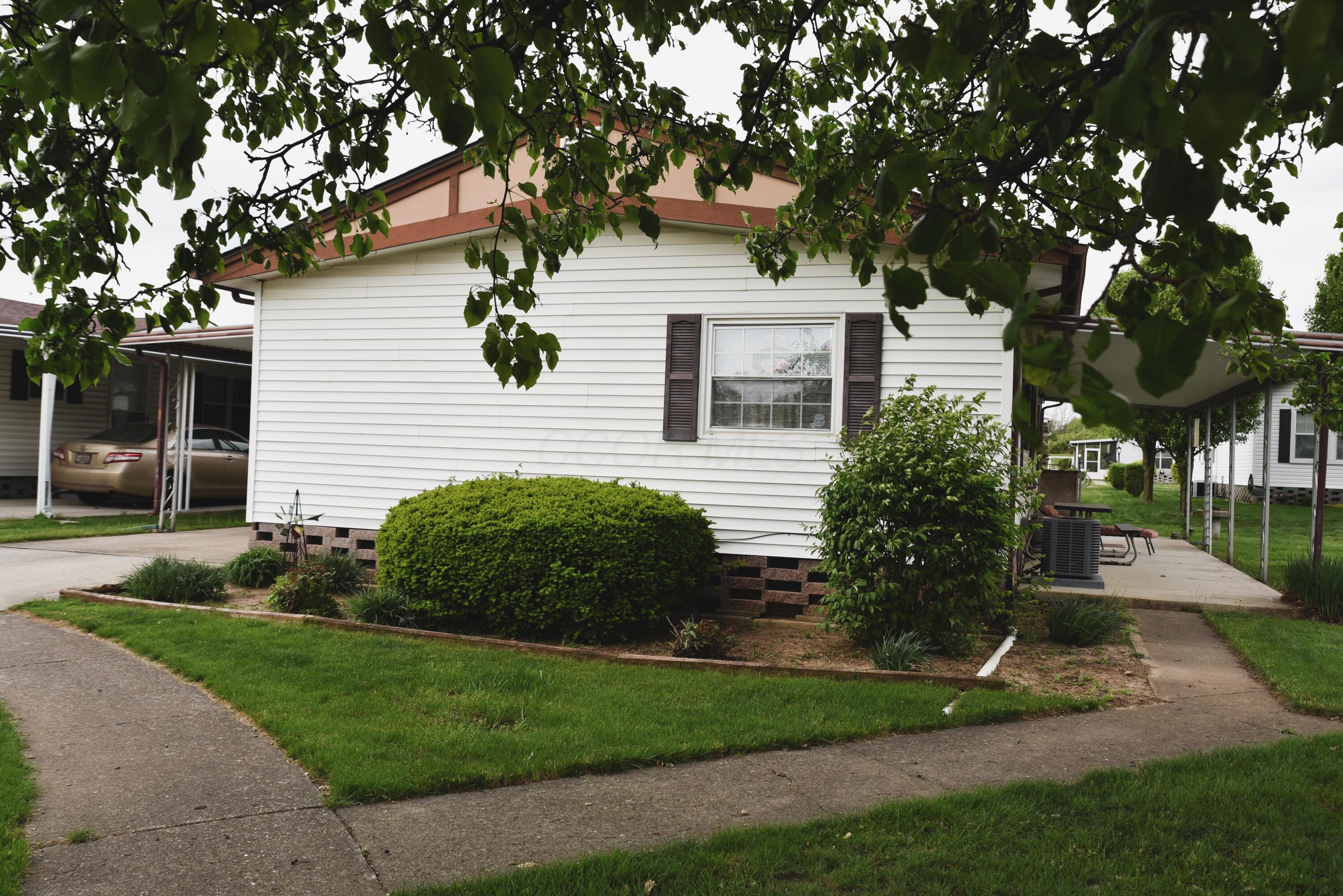 696 Riviera Court Columbus, OH 43207 - Photo 46 of 51 DSC_4924
