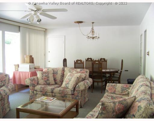 824 Chappell Road Charleston, WV 25304 - Photo 8 of 8 Den/Family/Great Room.