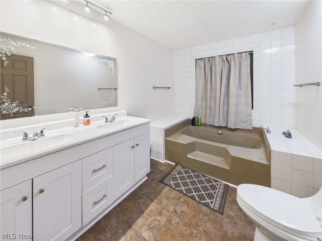 580 Ridgewood Boulevard Belpre, OH 45714 - Photo 13 of 24 Gallery Image 13