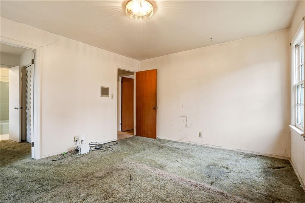 2935 Heather Drive East Point, GA 30344 - Photo 16 of 25 an empty room with an entryway