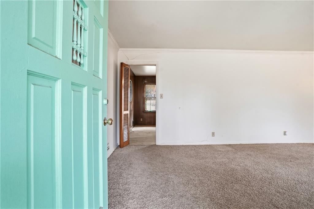 2935 Heather Drive East Point, GA 30344 - Photo 2 of 25 a view of an empty room