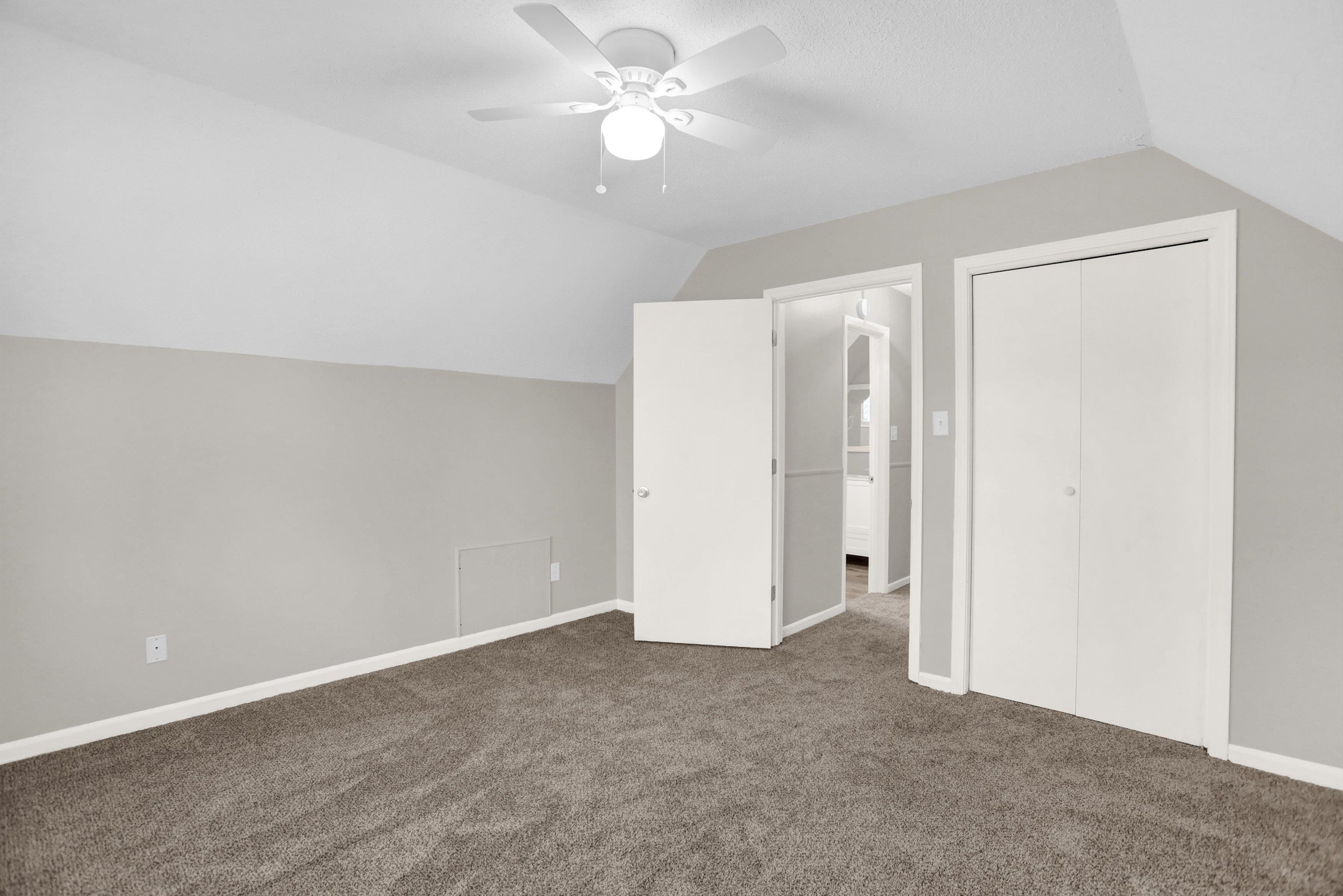 2853 Clearbrook Street Memphis, TN 38118 - Photo 23 of 30 Bonus room with vaulted ceiling, carpet, and baseboards
