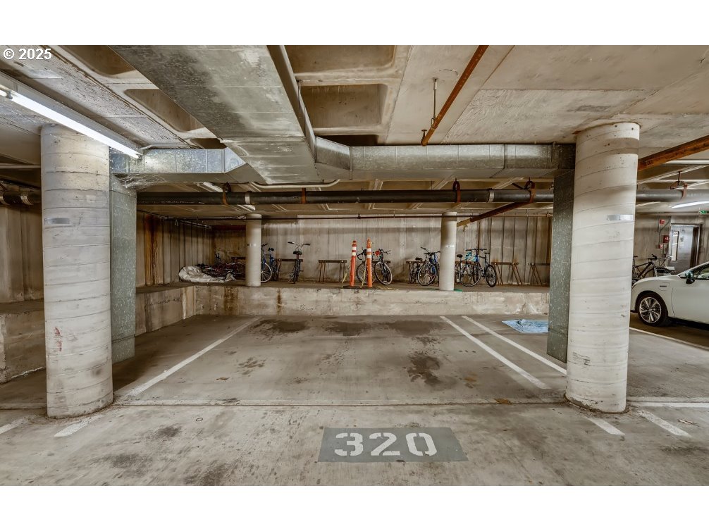 2221 Southwest 1st Avenue, Unit 1623 Portland, OR 97201 - Photo 32 of 37