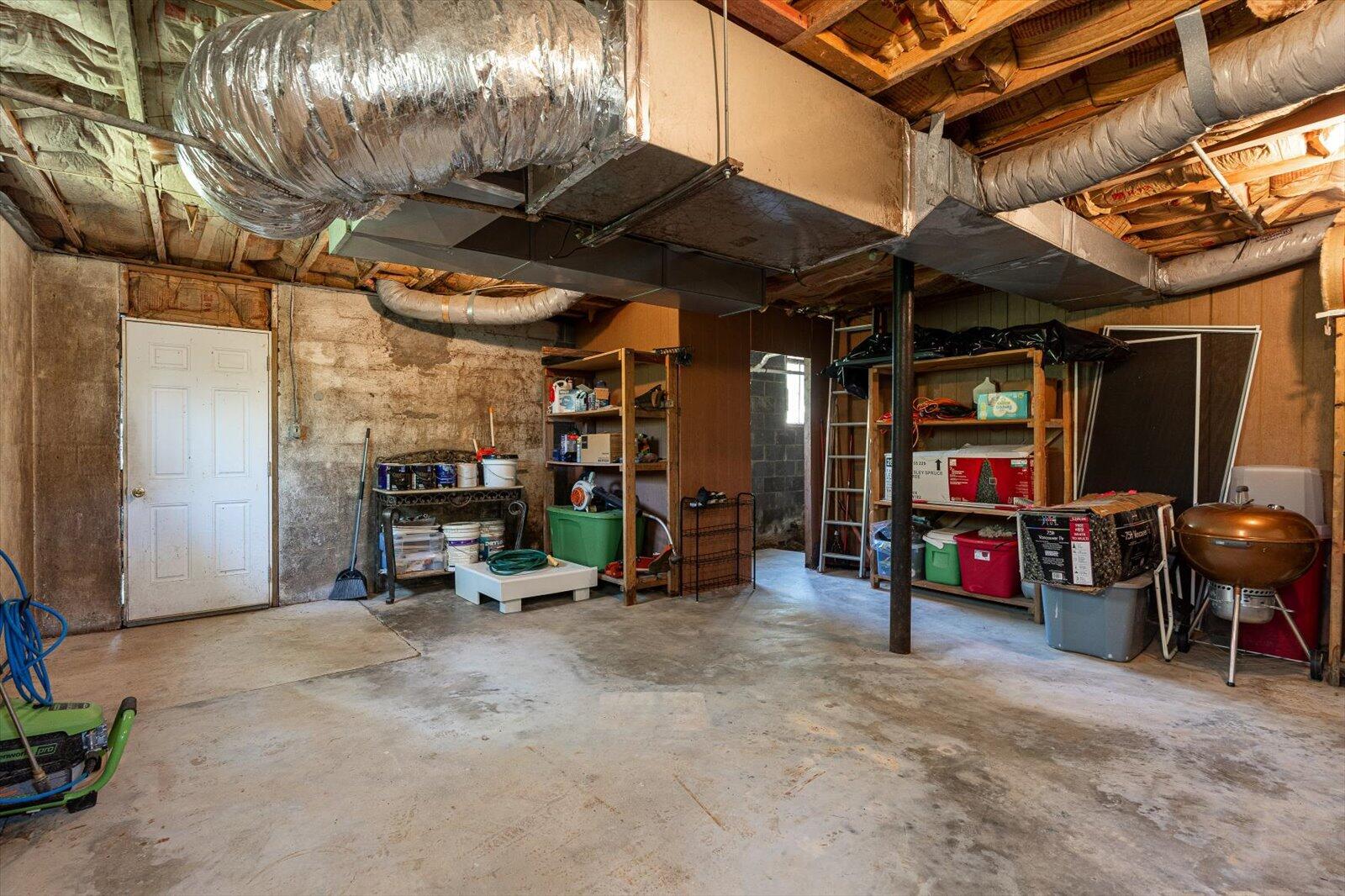 1249 Northern Hills Road Hixson, TN 37343 - Photo 25 of 44 Vented Ducts